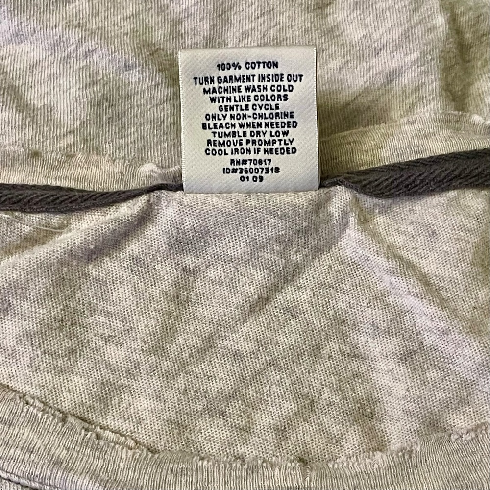 PINK Victoria's Secret Vintage Gray Relaxed Fit Short Sleeve T-Shirt Size Medium - Picture 7 of 9